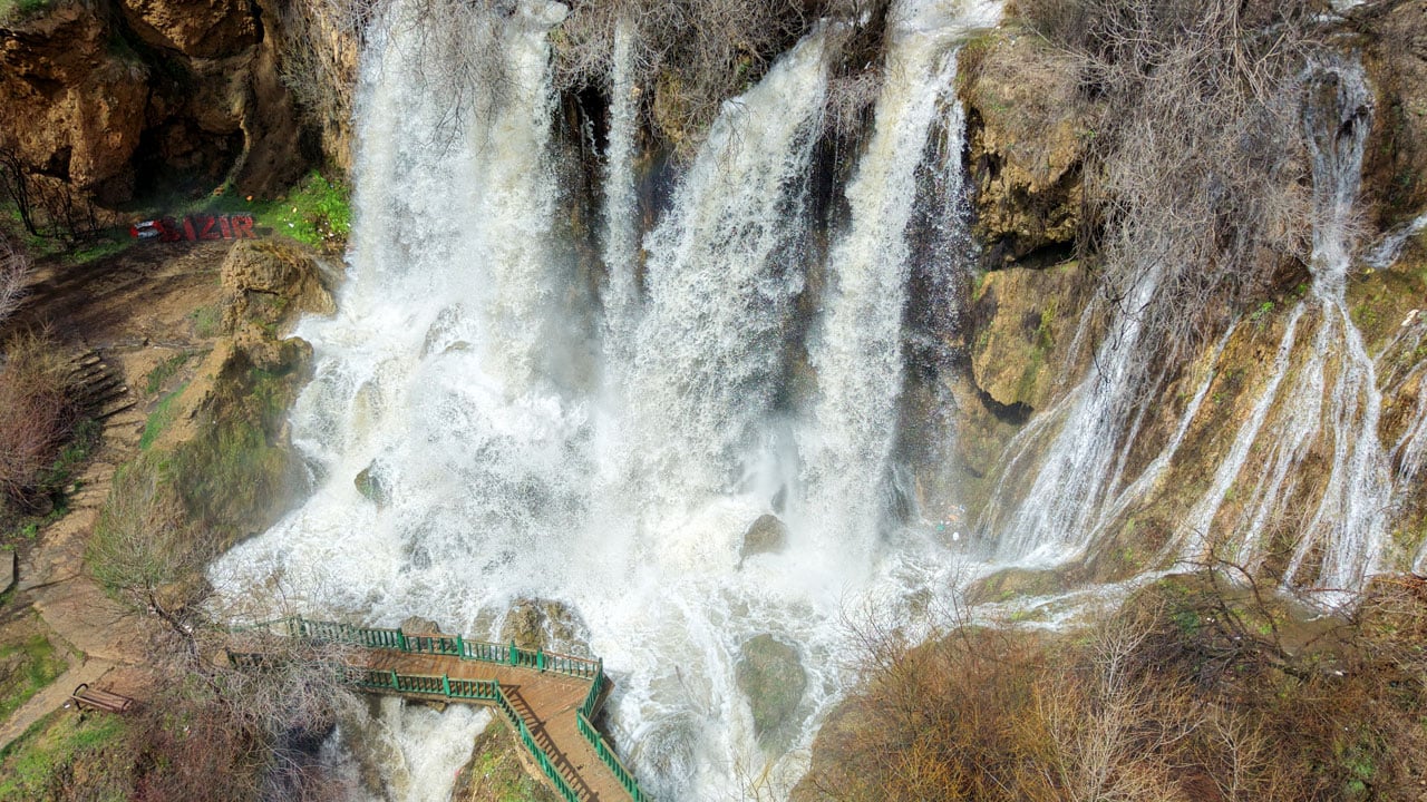 Ziyaretçi akını yaşanıyor! Son 20 yıldır ilk kez bu manzara yaşanıyor