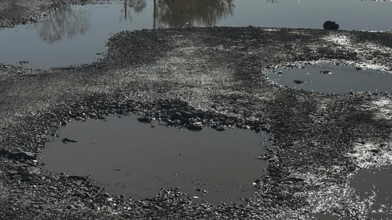 Foto - Zonguldak’ta yol gölete döndü! Bölge halkı isyanda: Pazar yolu değil, resmen felaket