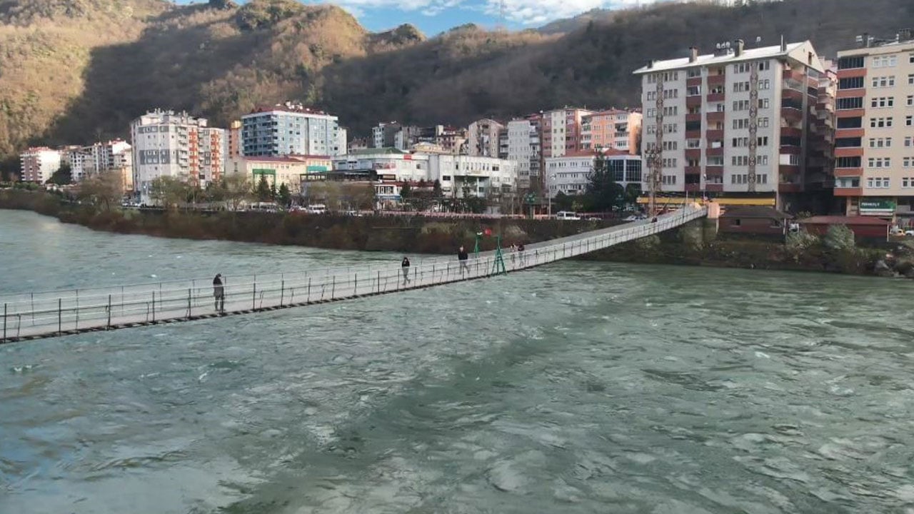 Foto - Zorlu coğrafyada yıllara meydan okuyor! Hem geçiş yolu hem miras