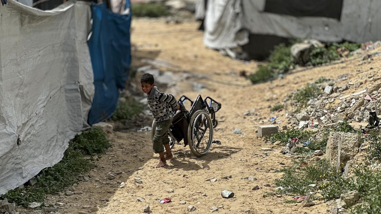 Foto - Bugün 5 Nisan Filistinli Çocuklar Günü! Dünyanın gözü önünde yaşam mücadelesi veriyorlar