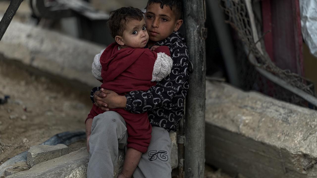 Foto - Bugün 5 Nisan Filistinli Çocuklar Günü! Dünyanın gözü önünde yaşam mücadelesi veriyorlar