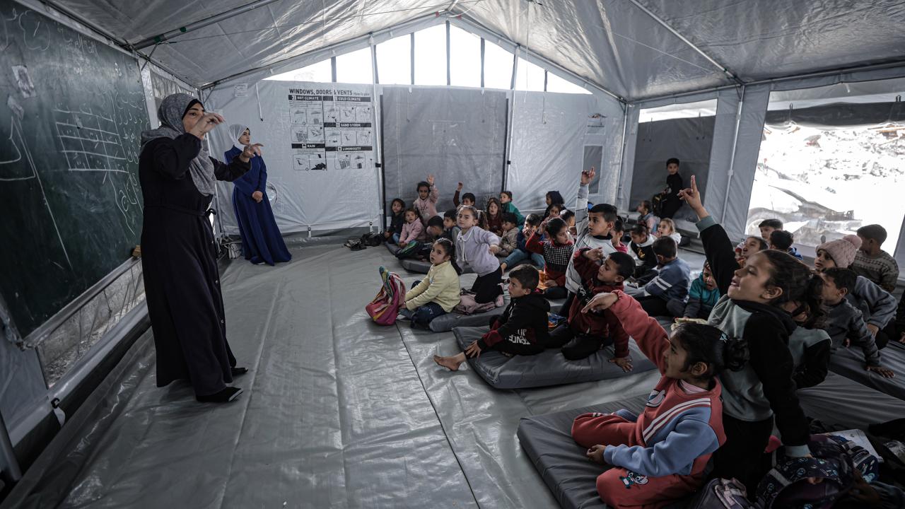 Foto - Bugün 5 Nisan Filistinli Çocuklar Günü! Dünyanın gözü önünde yaşam mücadelesi veriyorlar