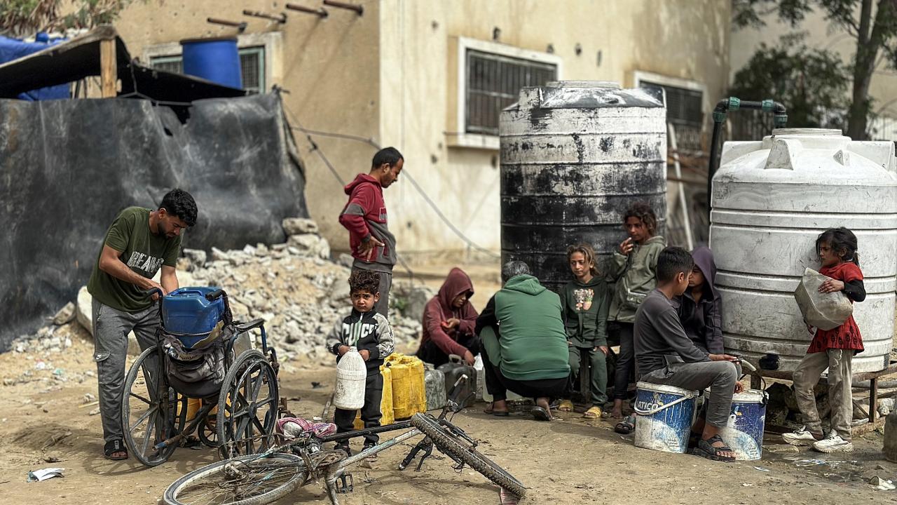 Foto - Bugün 5 Nisan Filistinli Çocuklar Günü! Dünyanın gözü önünde yaşam mücadelesi veriyorlar