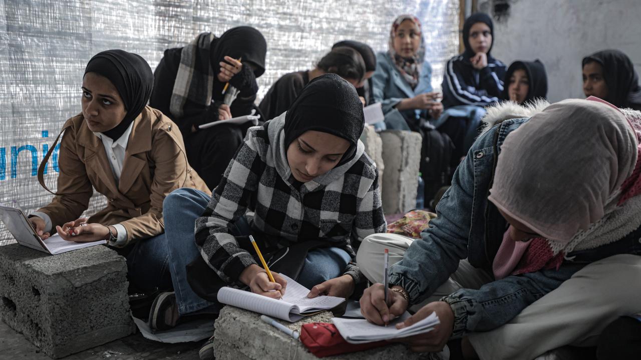 Foto - Bugün 5 Nisan Filistinli Çocuklar Günü! Dünyanın gözü önünde yaşam mücadelesi veriyorlar