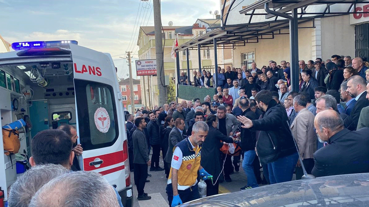 Babasının cenazesinde dayısını da kaybetti