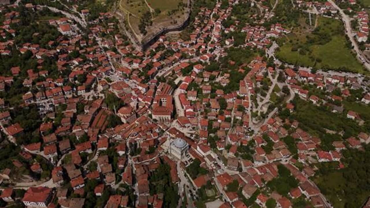 Bayramın son gününde Safranbolu’da ziyaretçi yoğunluğu