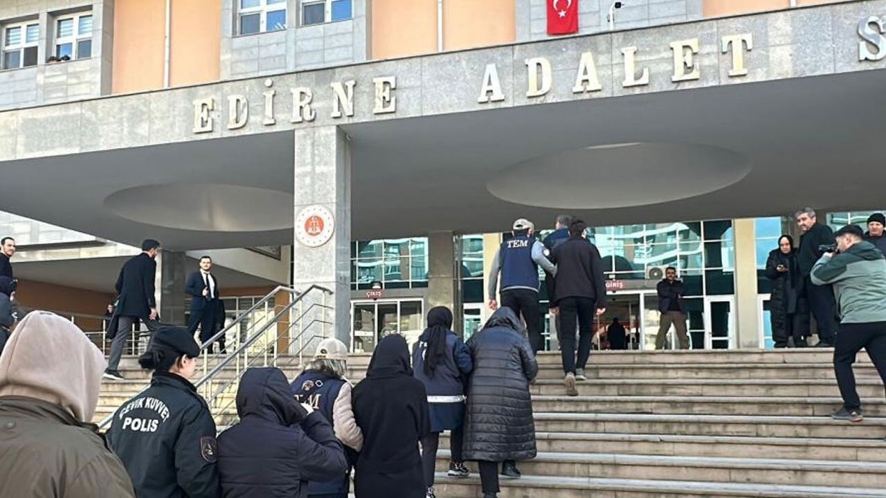 Dışarıya niyet içeriye kısmet! Yurt dışına kaçarken yakalanan 5 FETÖ’cü mankurt tutuklandı