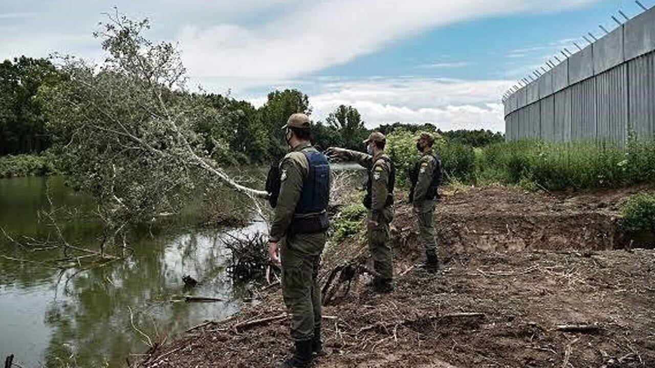 Göçmen kaçakçıları Meriç’te çatıştı: 1 göçmen ağır yaralandı