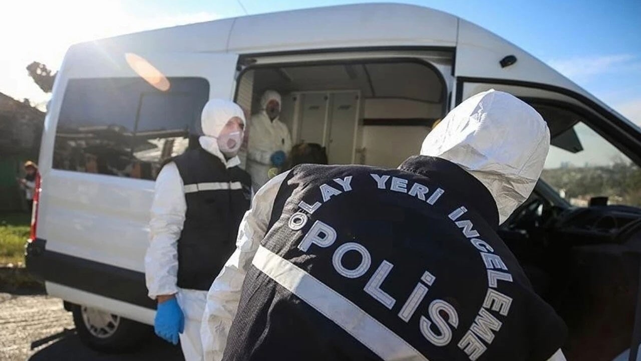 Kayıp anne oğuldan acı haber! Oğlunun cesedi ormanda, annenin cesedi topraktan çıktı