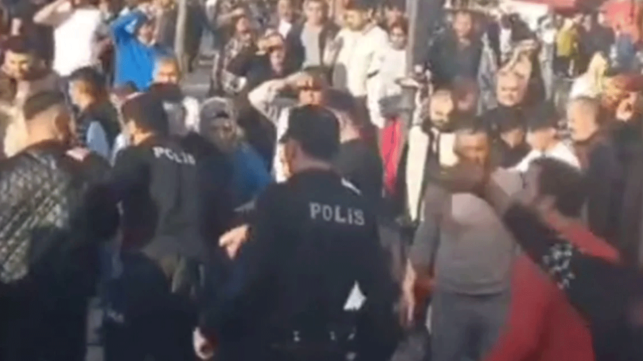 Liseli kızları taciz etti, esnafa bıçak çekti! Önce dayak sonra cezaevi…