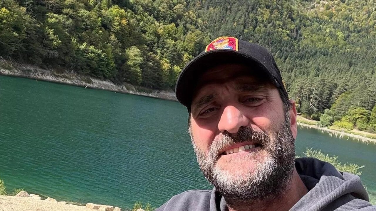 Timur Acar çekimden zeytinliğe: İlk hasadı sosyal medyada paylaştı