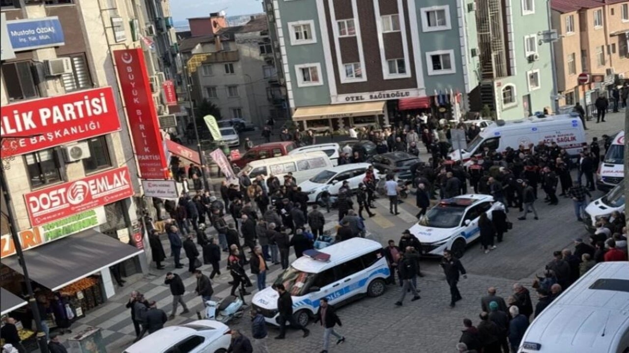 Trabzon’da alacak verecek meydan savaşı: 1 kişi öldü, 1’i ağır 12 kişi yaralandı