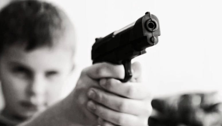 11 yaşındaki çocuk babasını öldürdü! İfadesi kan dondurdu!