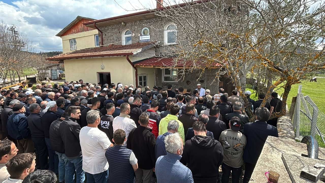 2 aylık bebek öldürüldü! Anne tutuklandı