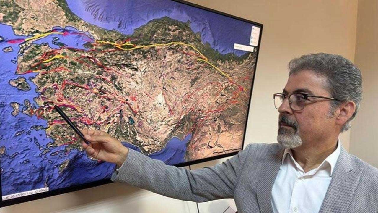 5 günde 10'a yakın deprem meydana gelmişti! AFAD Deprem Bilim Kurulu Üyesi Hasan Sözbilir'den ürperten sözler