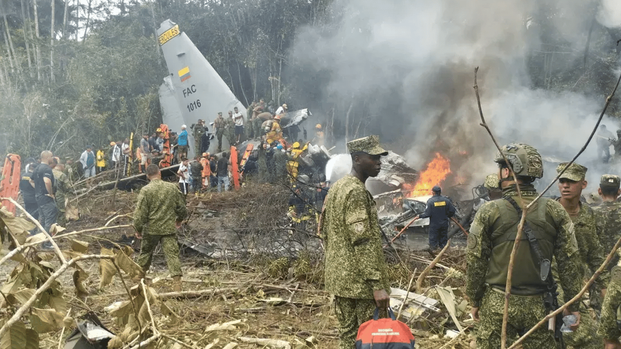 69 kişinin öldüğü uçak kazasının ardından 3 günlük ulusal yas