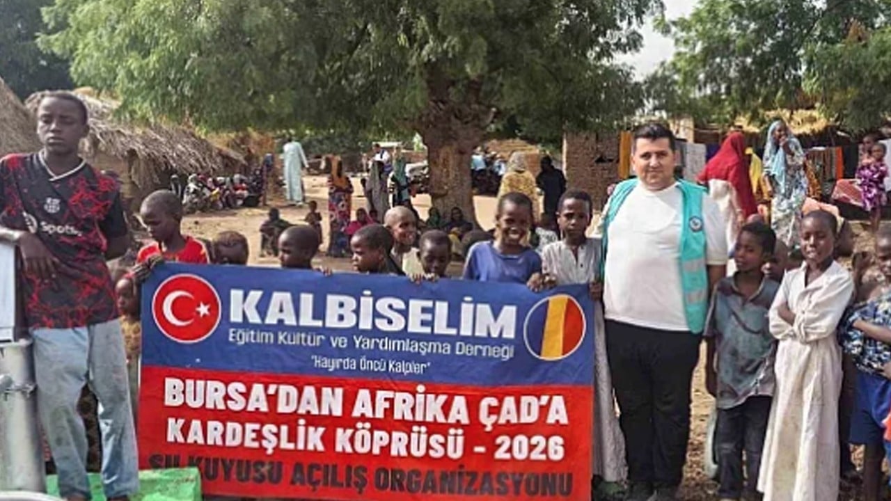 Afrikalı yetimlerin yüzü Kalbi Selim'le güldü