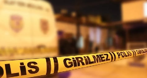 Afyonkarahisar'da sokak ortasında vahşet: Sosyal medyada tartıştığı kadını bıçakladı!