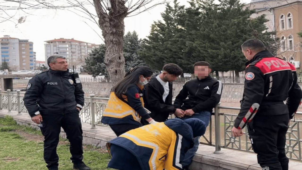 Aksaray’da akranı tarafından bıçaklanan 16 yaşındaki çocuk yaralandı