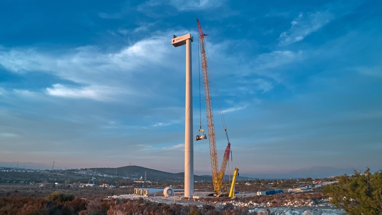 Alaçatı’da 12 dev gidiyor, 2 yerli ‘gölge’ geliyor: ASELSAN’ın enerji çıkarması!