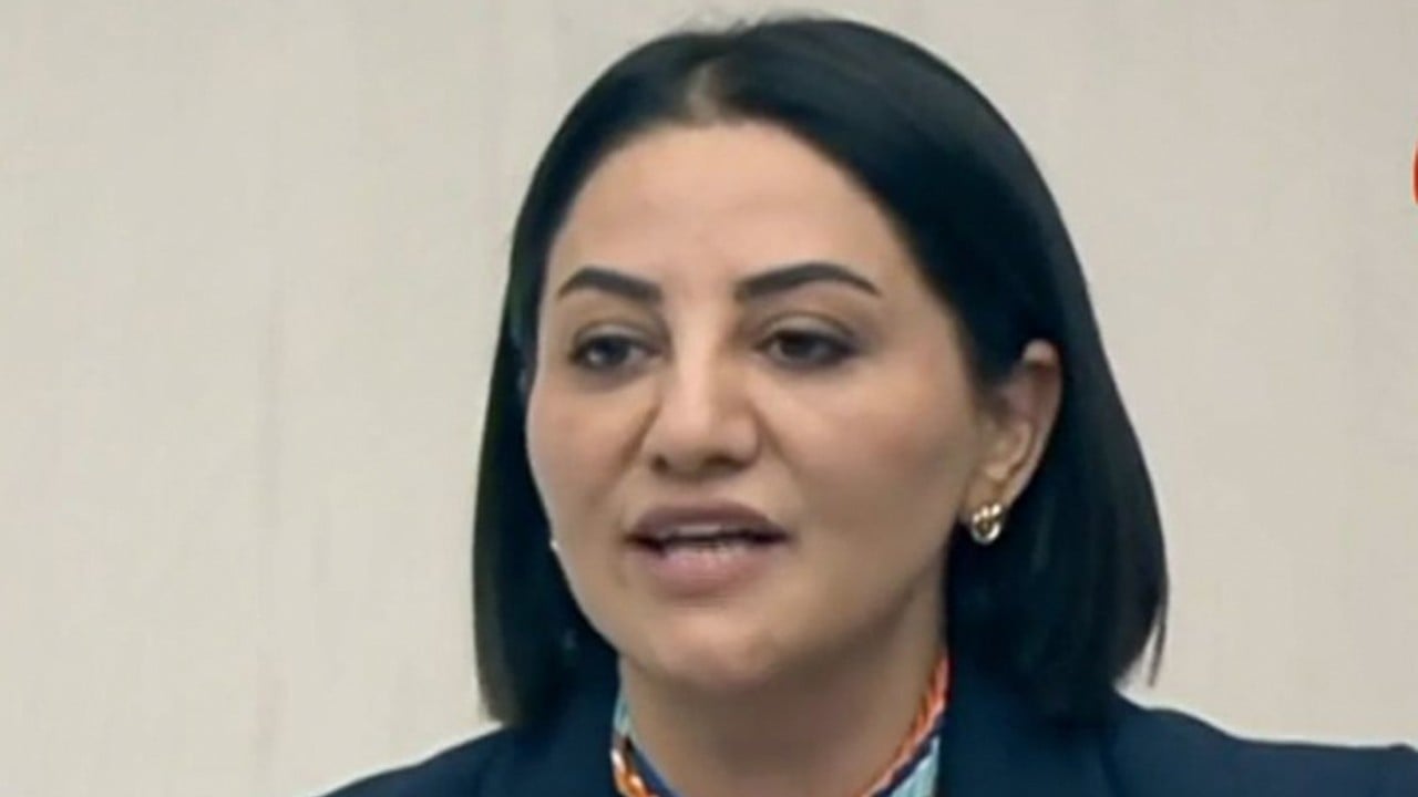 Algoritma tüccarlarına köle olma özgürlüğü olamaz! AK Partili Karslı'dan TBMM'de tarihi 'dijital yasa' çağrısı