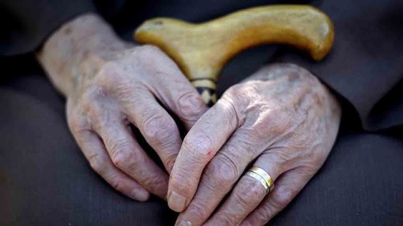 Alzheimer’da ilaç dışı yaklaşımlar umut vadediyor!