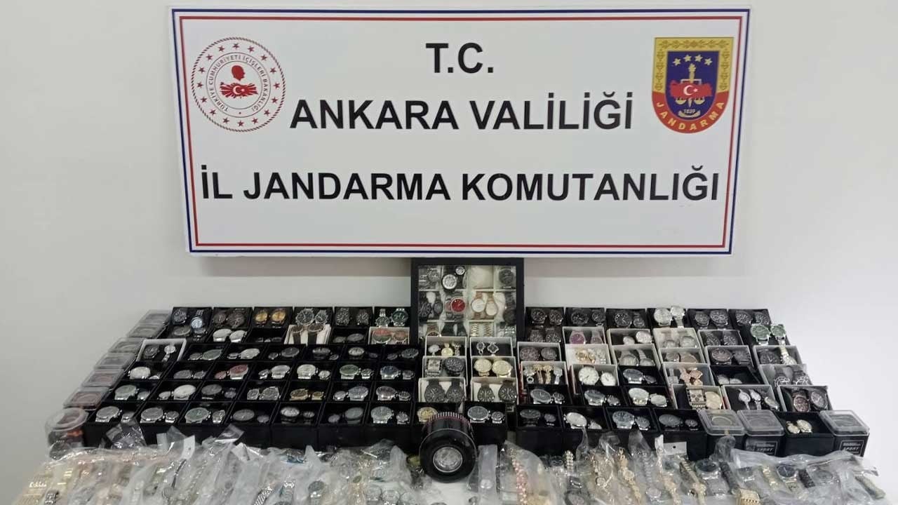 Ankara'da piyasaya kaçak saat sürmeye çalışan şüpheli yakalandı