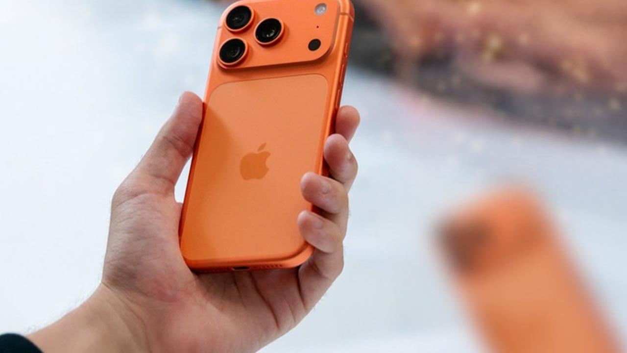 Apple freni çekti: Gizlilik mi güvenlik mi? Devlet yazılımı dünyayı ikiye böldü