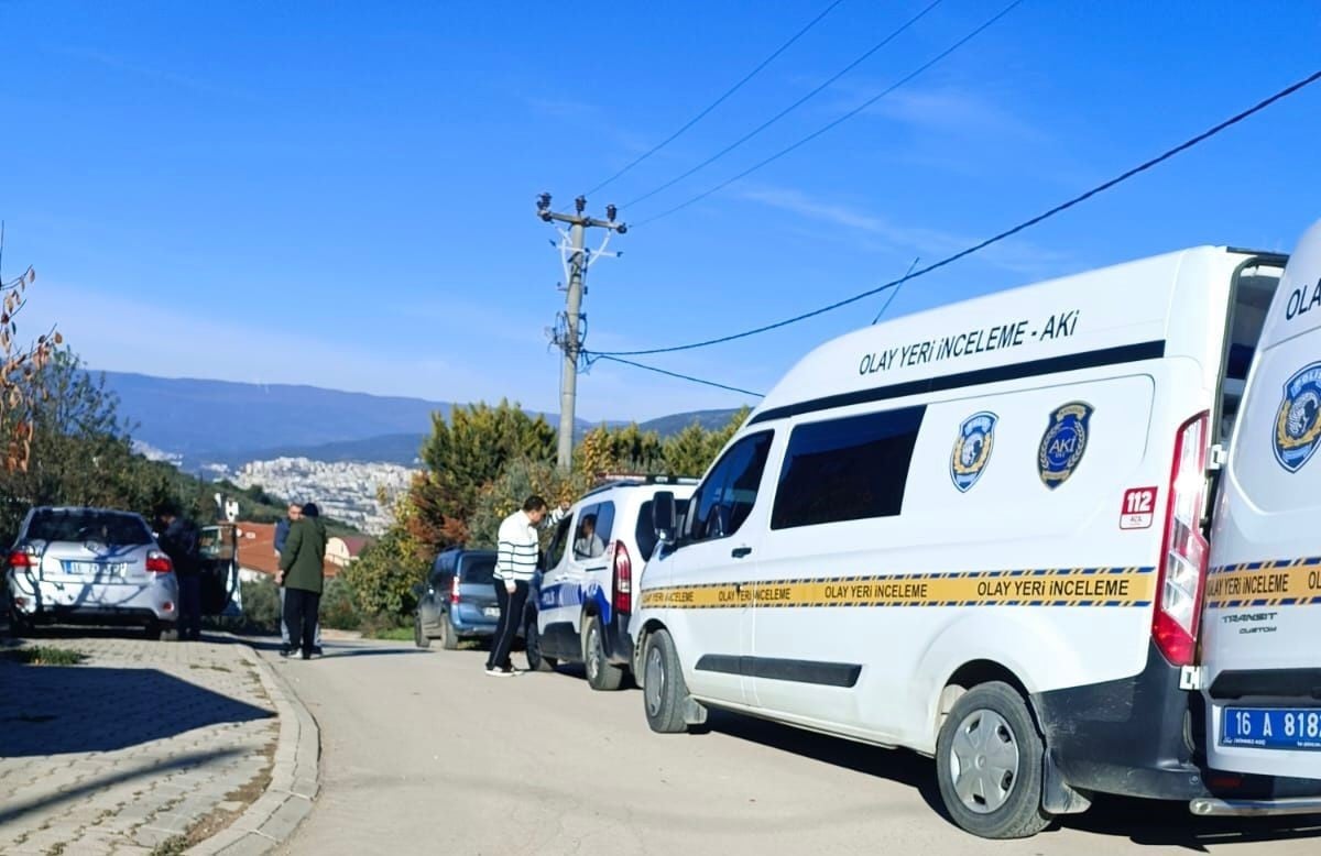 Araçta fenalaştı, hayatını kaybetti!