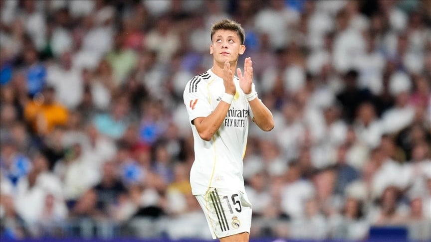 Arda Güler: "Sahaya sağ ayakla girer, dualar ederim"