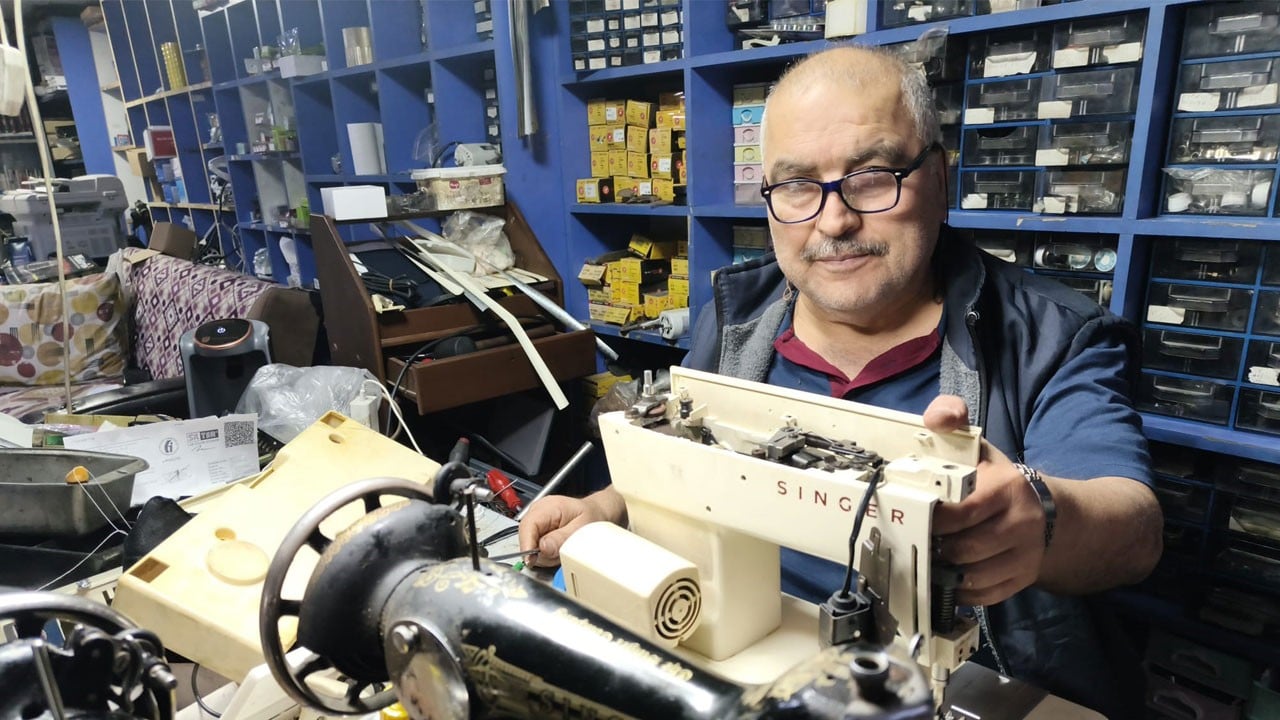 Arızalanan makine hayatını değiştirdi! Terzilikten ustalığa uzanan hikaye