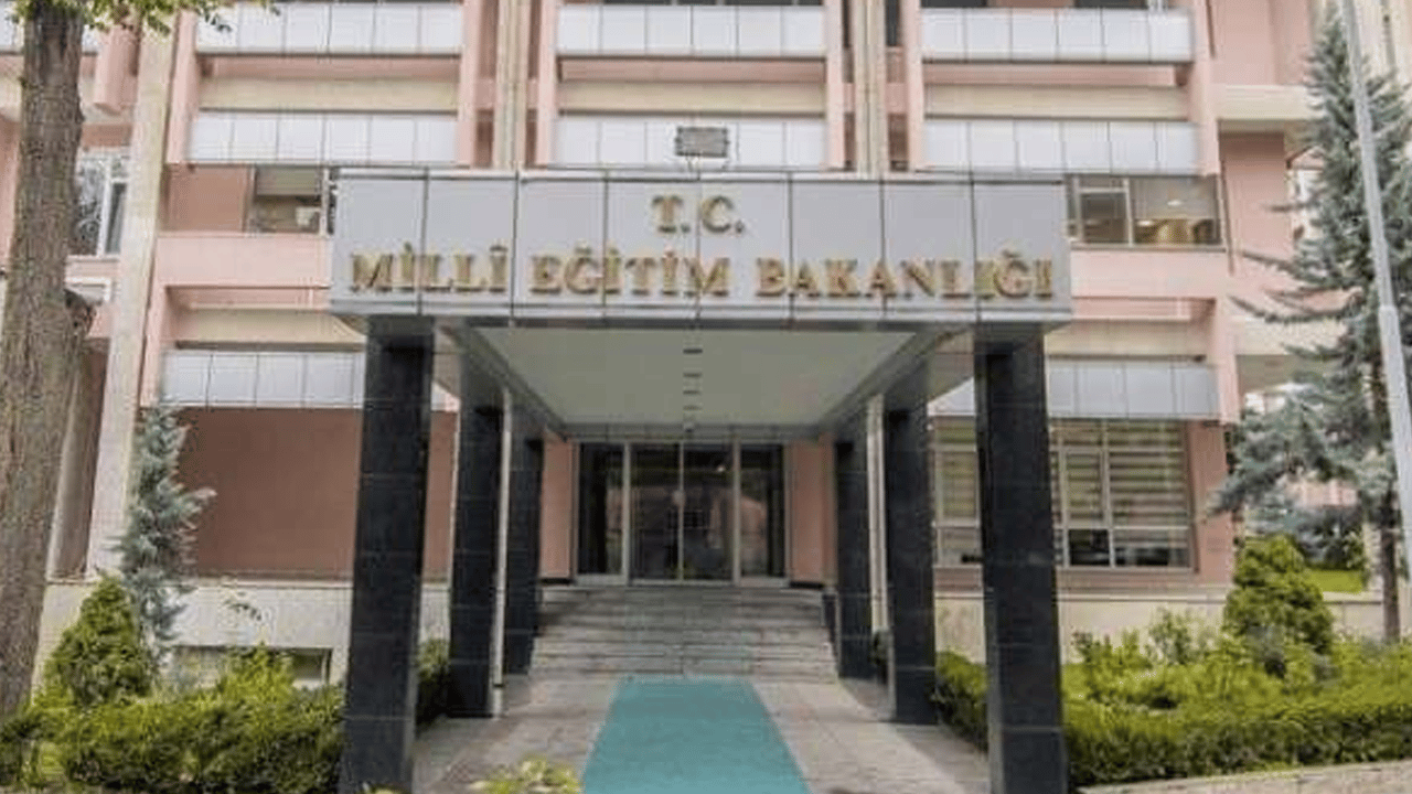 Atama bekleyen öğretmenler dikkat: Tarih açıklandı