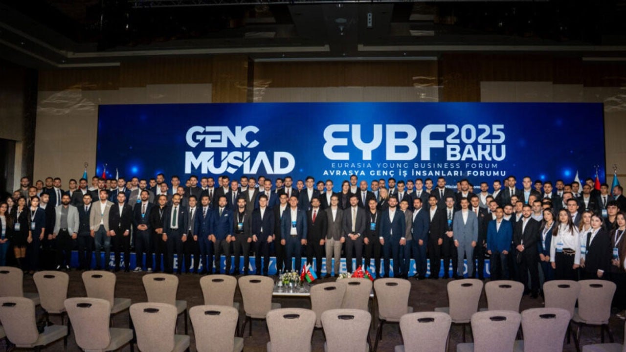 Avrasya’nın gençleri Bakü’de buluştu!