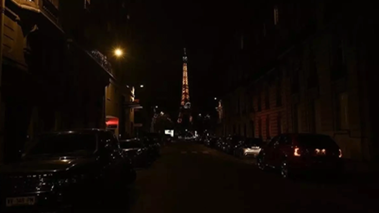 Avrupa'da Goretti kabusu! Fransa karanlığa gömüldü, yüz binlerce hane elektriksiz kaldı!