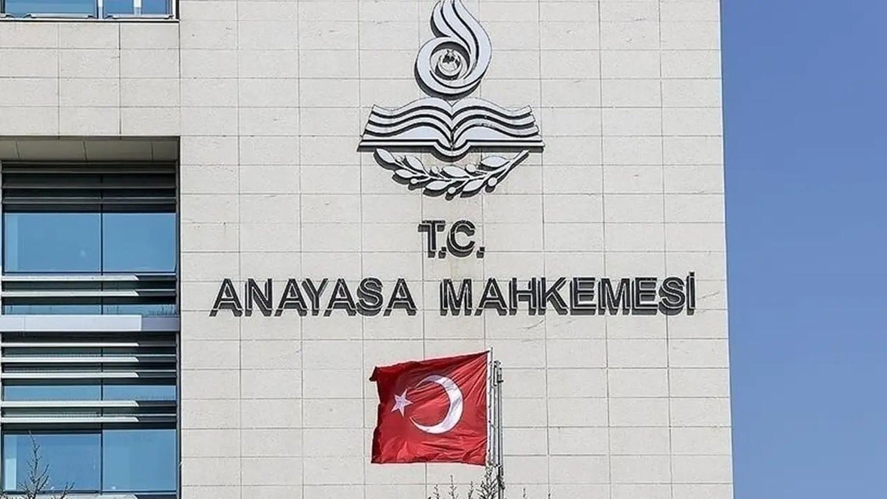 AYM'den milyonları ilgilendiren karar! Telefon ve bilgisayarlar artık incelenemeyecek mi?