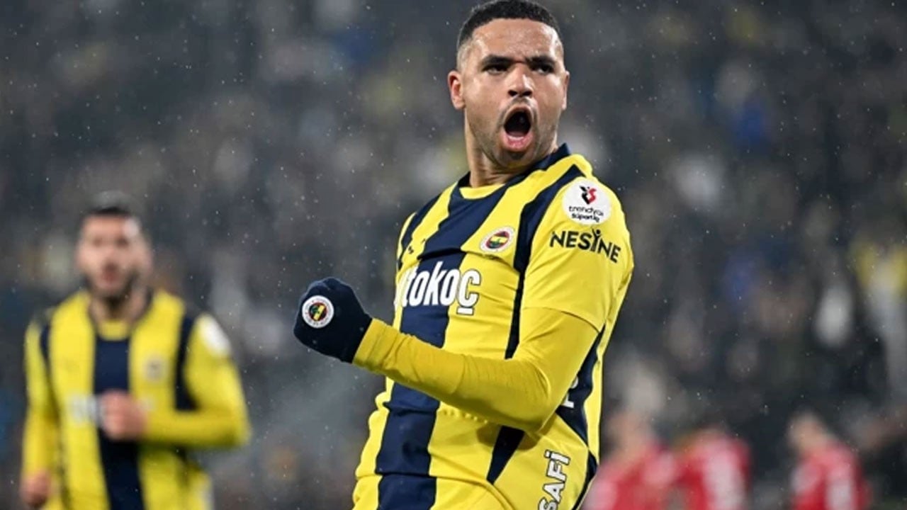 Ayrılık her an gerçekleşebilir! Fenerbahçe'nin istenmeyen ismi gönderiliyor