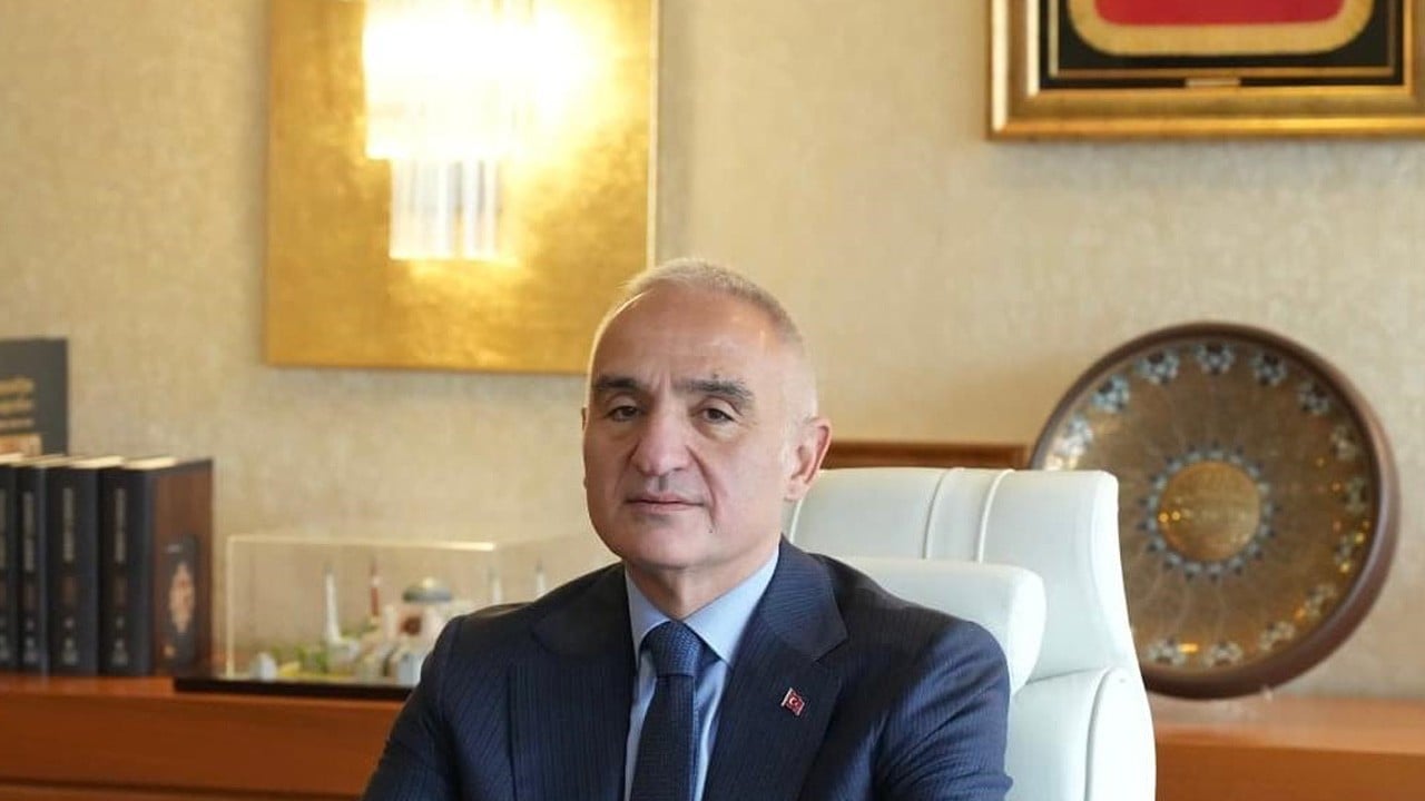 Bakan Ersoy Hataylı çocukların hayalini gerçekleştirdi