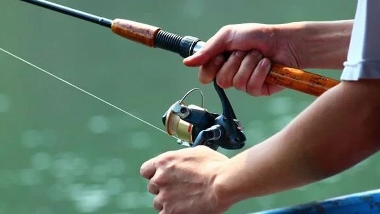 Balık avı kabusa döndü! Soluğu hastanede aldı