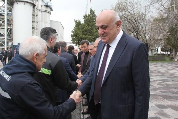 Başkan Erkoyuncu çalışanlarla bayramlaştı