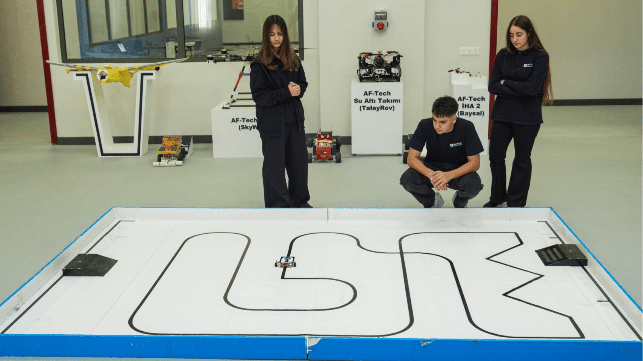 Baykar Fen Lisesi öğrencilerinden ABD’de büyük başarı: Çeyrek finale yükseldiler!
