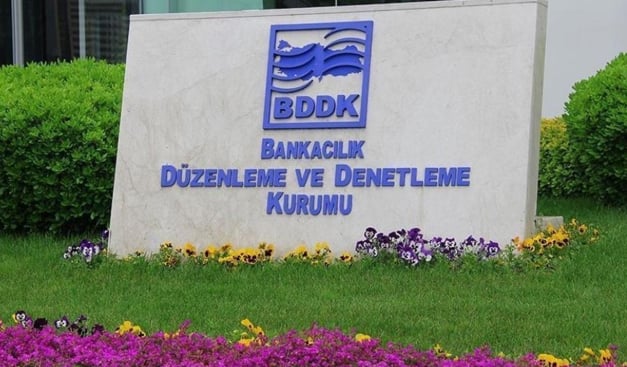 BDDK biletini kesti! İki yatırım bankasının lisansı iptal edildi