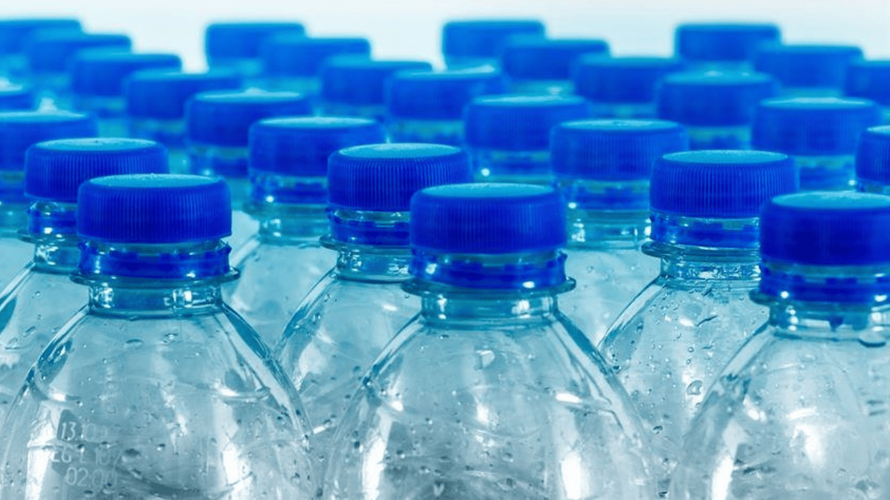 Bilim insanları uyardı: Şişe suyu içenler bunu bilmiyor