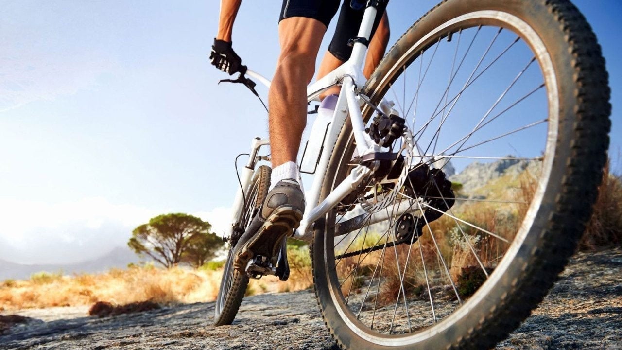 Bisiklet sevgisi canından etti