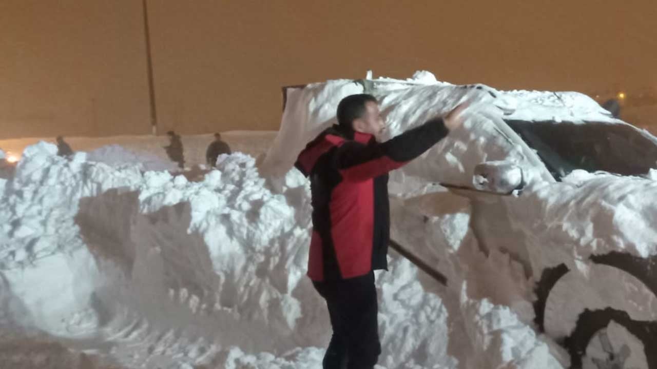 Bitlis'te çığ felaketi! İyi haber geldi