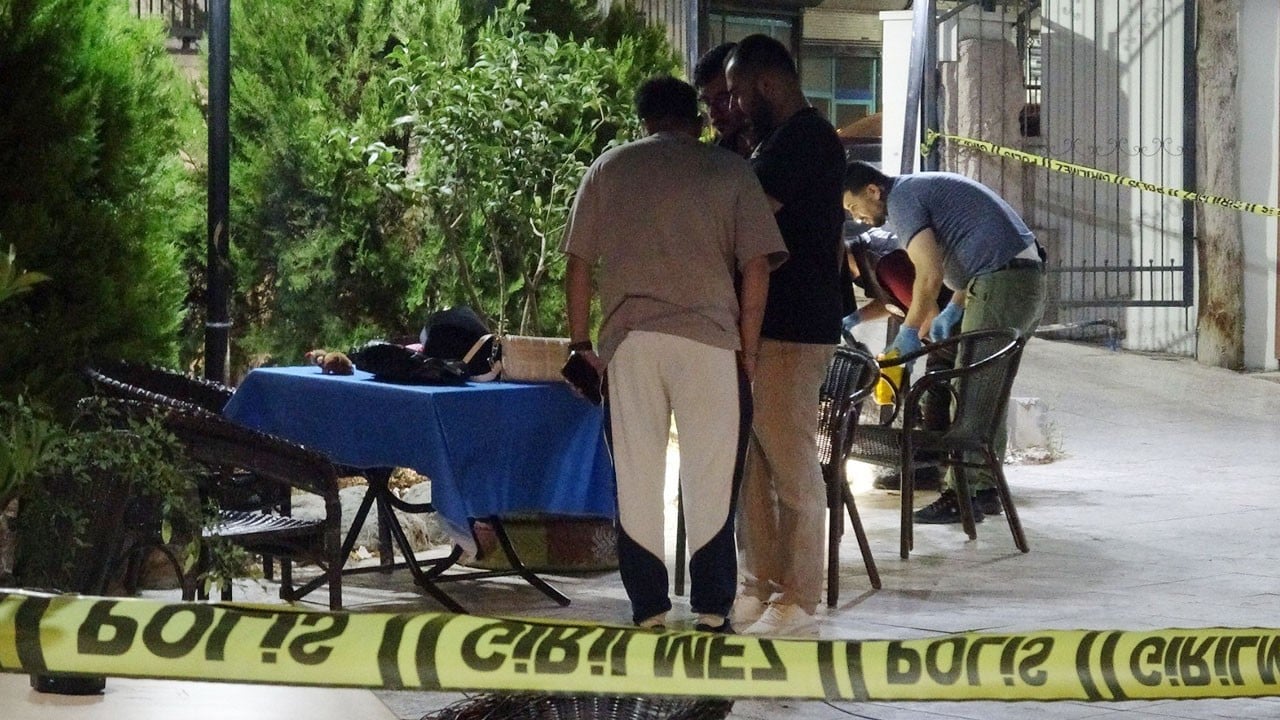 Boşanma aşamasındaki eşini çay içmeye götürdü, 3 kurşun sıktı