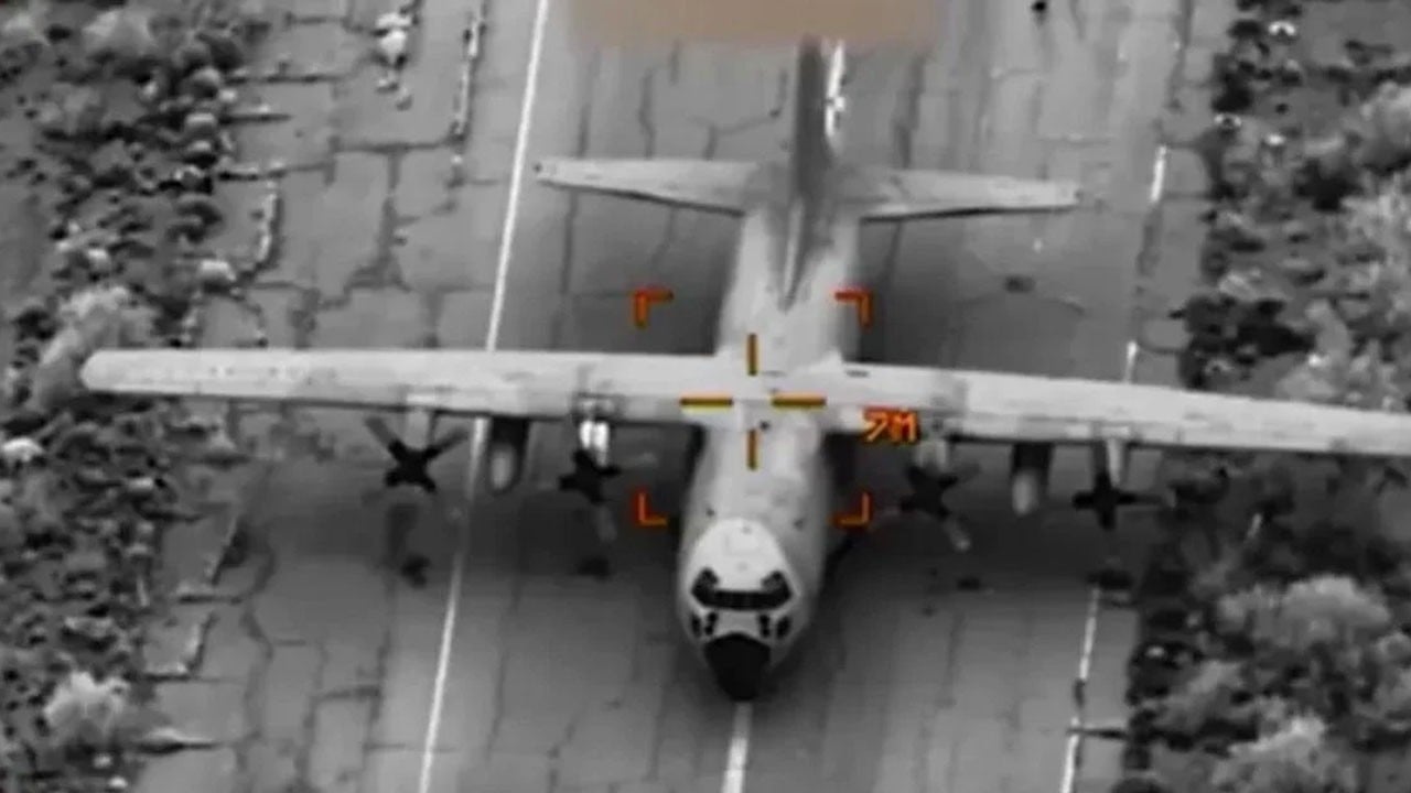 Bu görüntü savaşın seyrini değiştirir! ABD İran uçaklarını imha etti