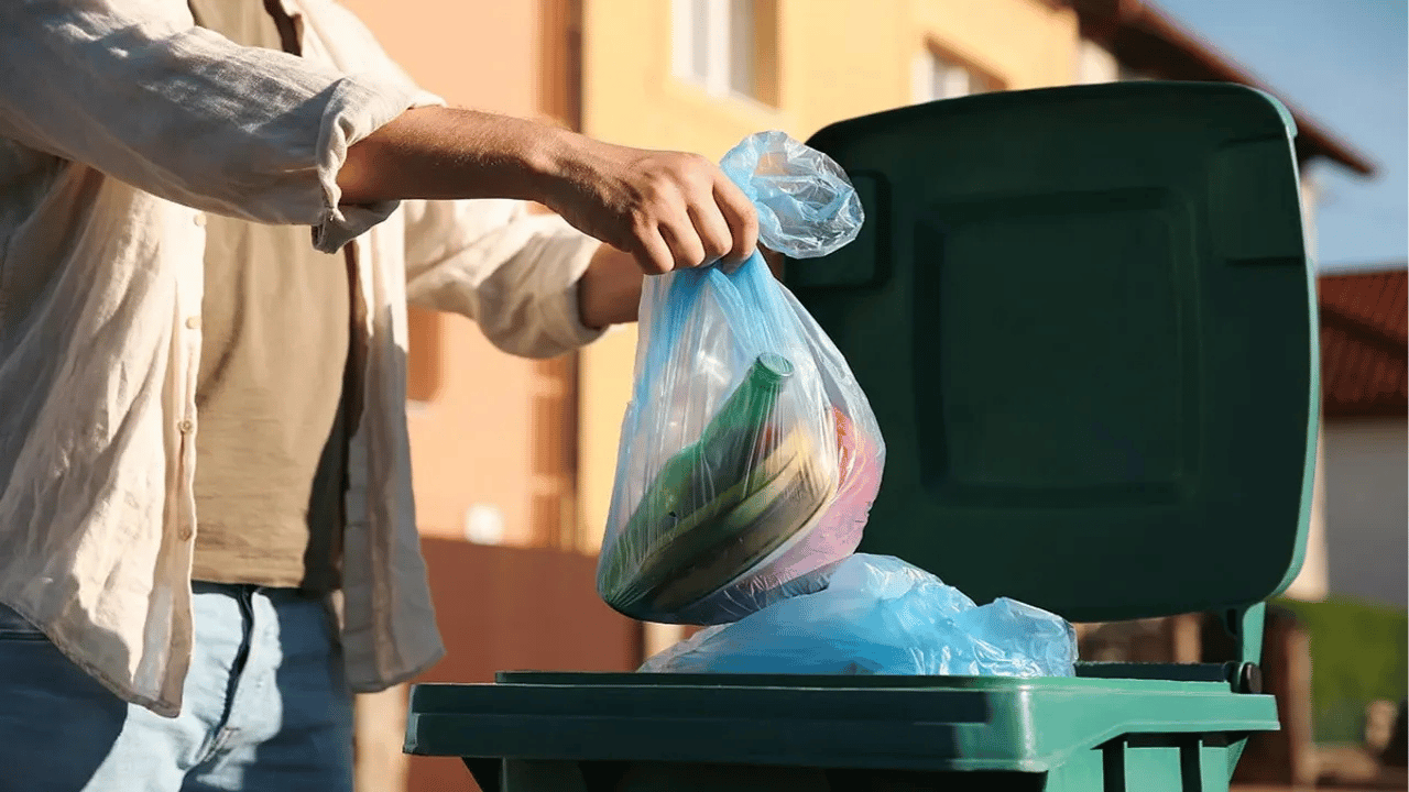 Bu saatte çöp atmak 18 bin avroya mâl oluyor