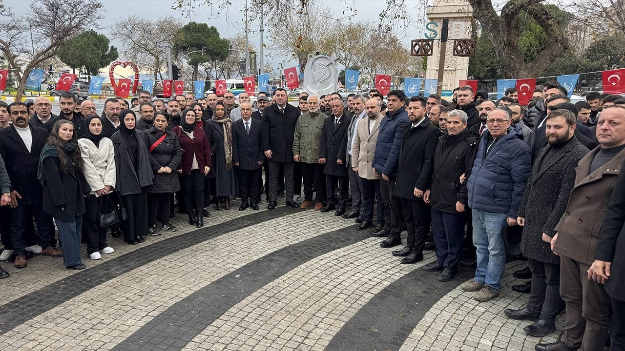 Bulgaristan Türklerinin direniş sembolü… Anne kucağında katledilen Türkan Feyzullah dualarla anıldı
