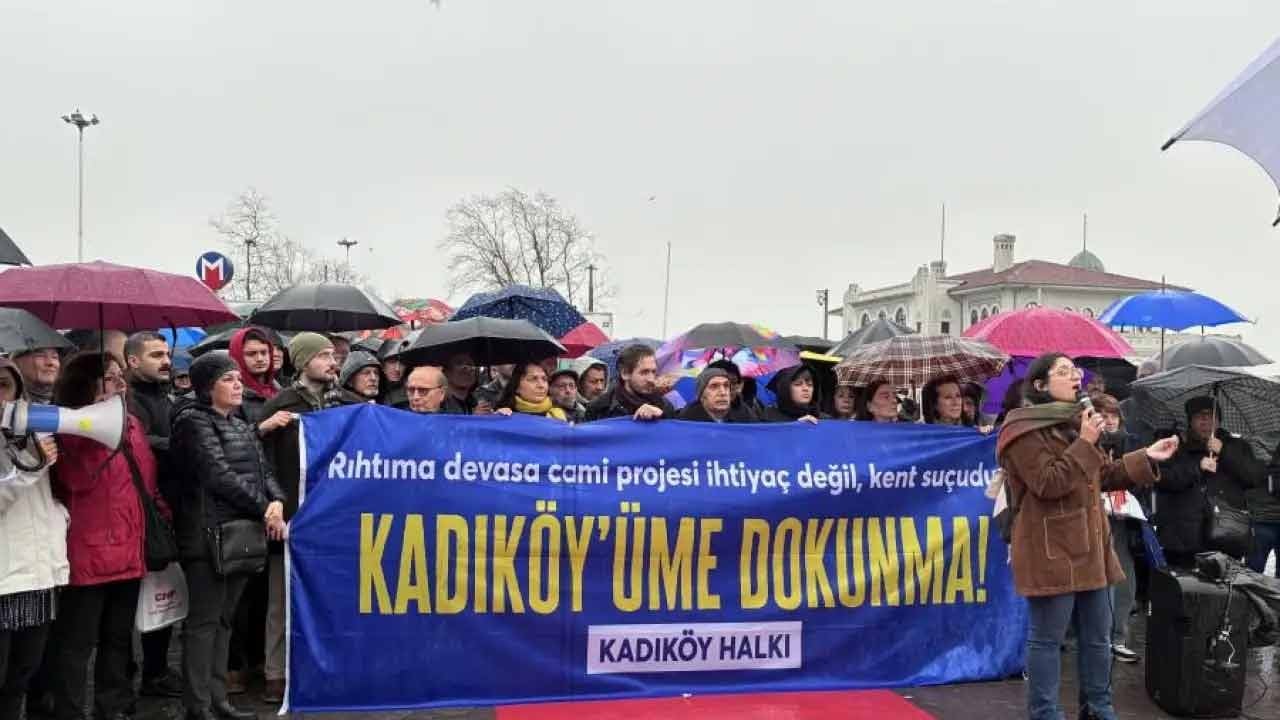 Burası sanki Müslüman Türkiye değil de Yunanistan! CHP’nin kalesinde cami karşıtlığı