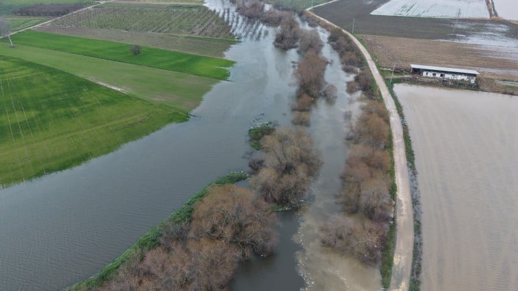 Bursa'da doğa ana setleri yıktı: 20 bin dekar su altında!